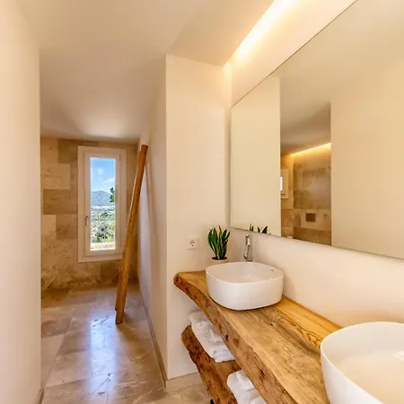 Es Lligats - Adults Only Farm stay *