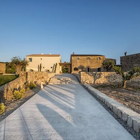Es Lligats - Adults Only Farm stay *